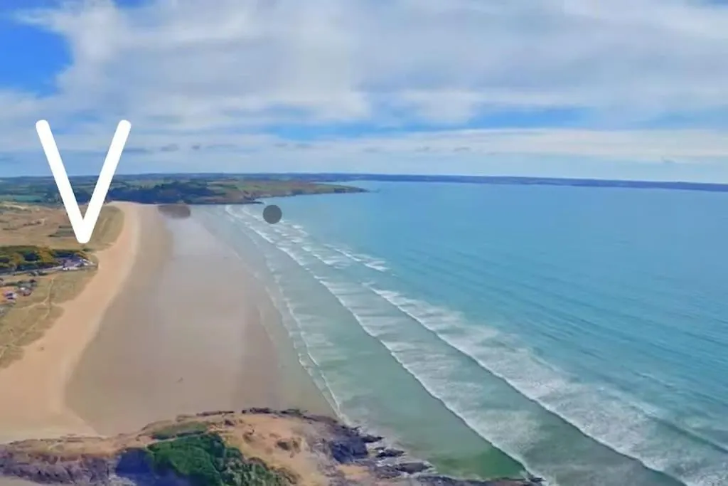 Appartement Pour 3 Personnes Sur La Plage Les Pieds Dans Leau Plonevez-Porzay 0*,